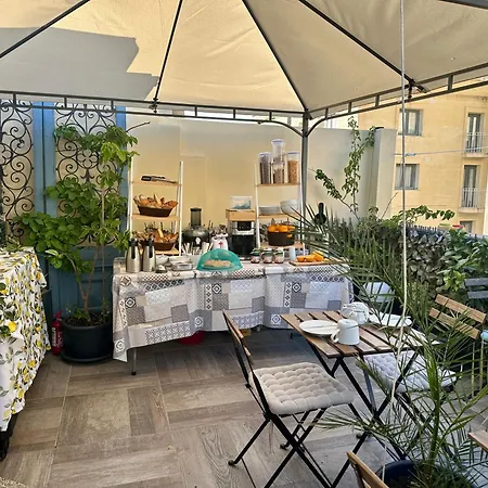 Backstage Boutique Music Themed Townhouse