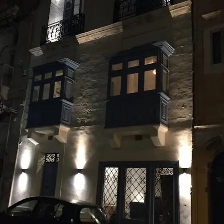 Backstage Boutique Music Themed Townhouse