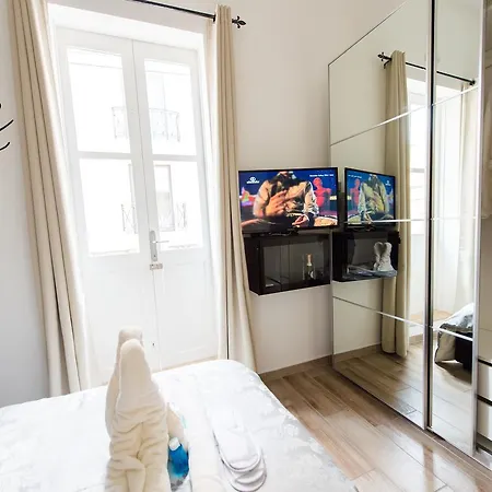 Backstage Boutique Music Themed Townhouse Zajazd Sliema