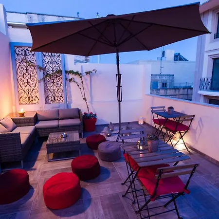 אורחן Backstage Boutique Music Themed Townhouse