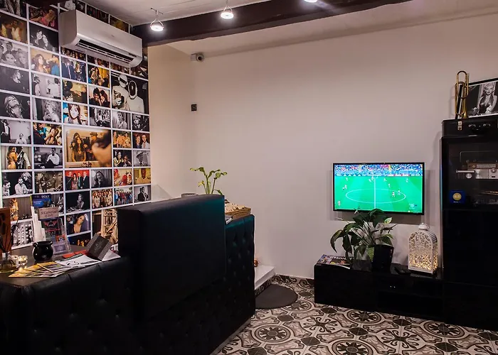 Backstage Boutique Music Themed Townhouse Sliema