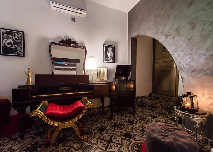 Backstage Boutique Music Themed Townhouse Sliema