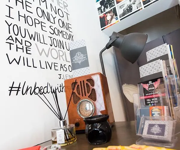 Backstage Boutique Music Themed Townhouse *